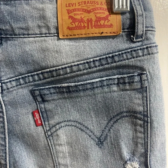 Levi's Girlfriend Girls' Light Wash Jeans Size 12 Reg. - Picture 5 of 8